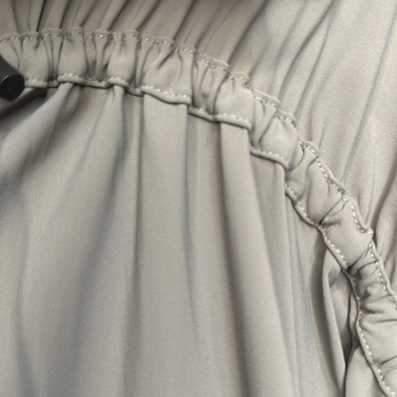 Sarah Pacini Women’s Grey polyamide drawstring shirt. Size 04 - Picture 5 of 6